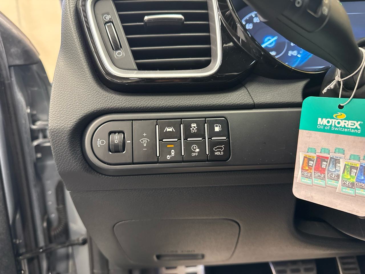 KIA Ceed Sportswagon 1.6 GDi Plug-in Hybrid Style DCT-image-8