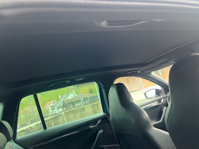 SKODA Octavia Combi 2.0 TSI RS DSG-image-3