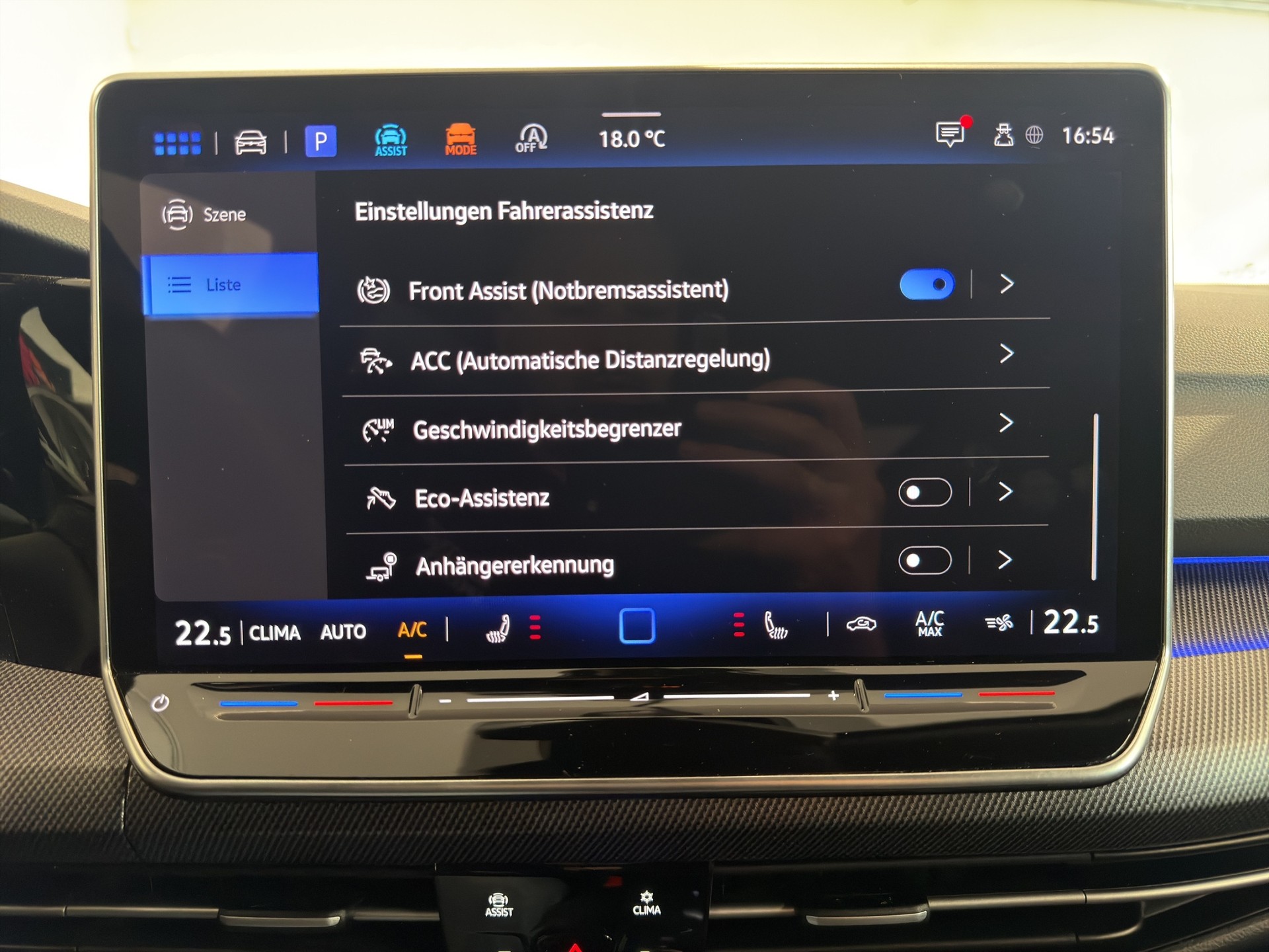 VW Golf Variant 2.0 TSI R DSG 4 Motion-image-17