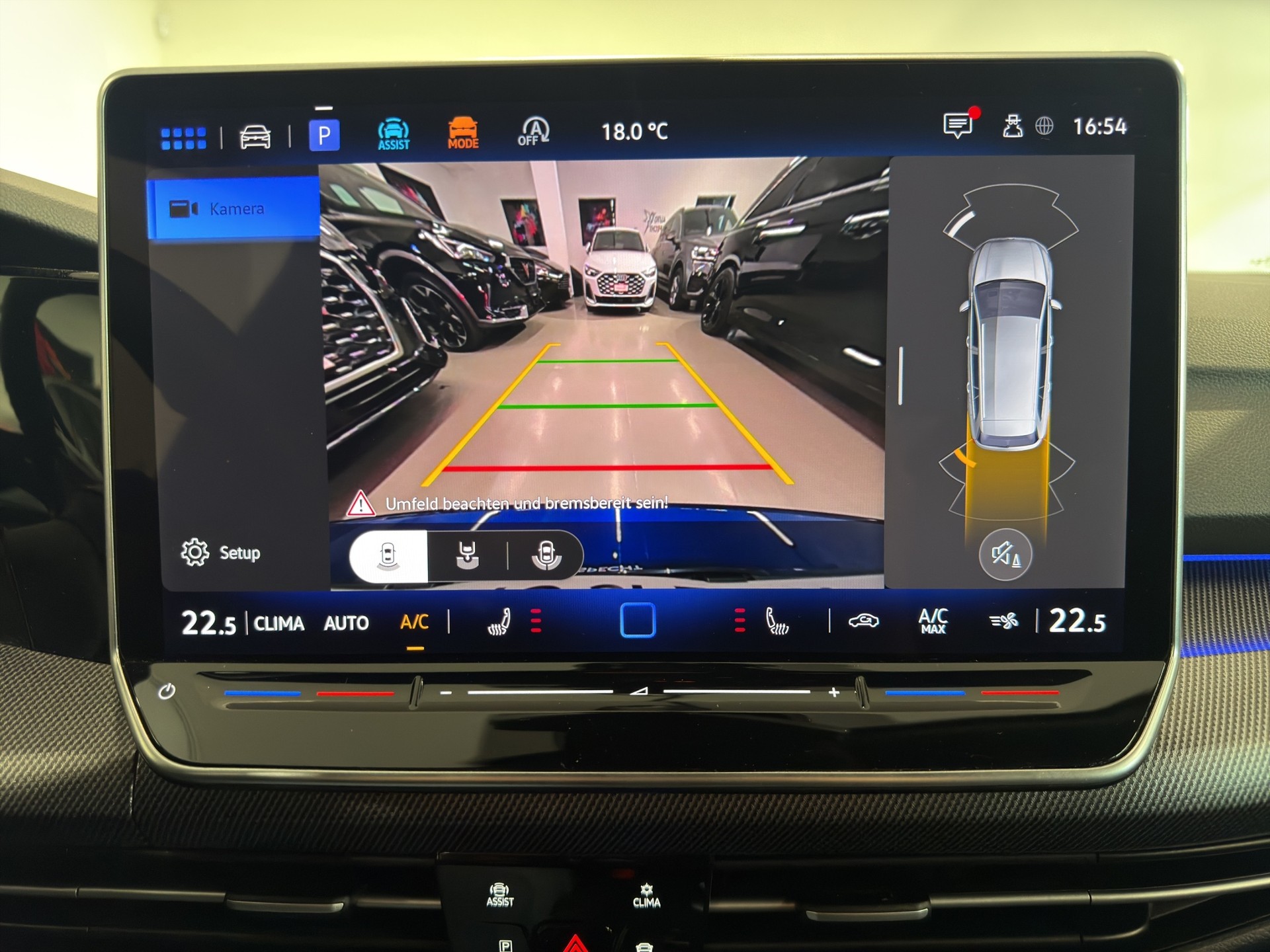 VW Golf Variant 2.0 TSI R DSG 4 Motion-image-14