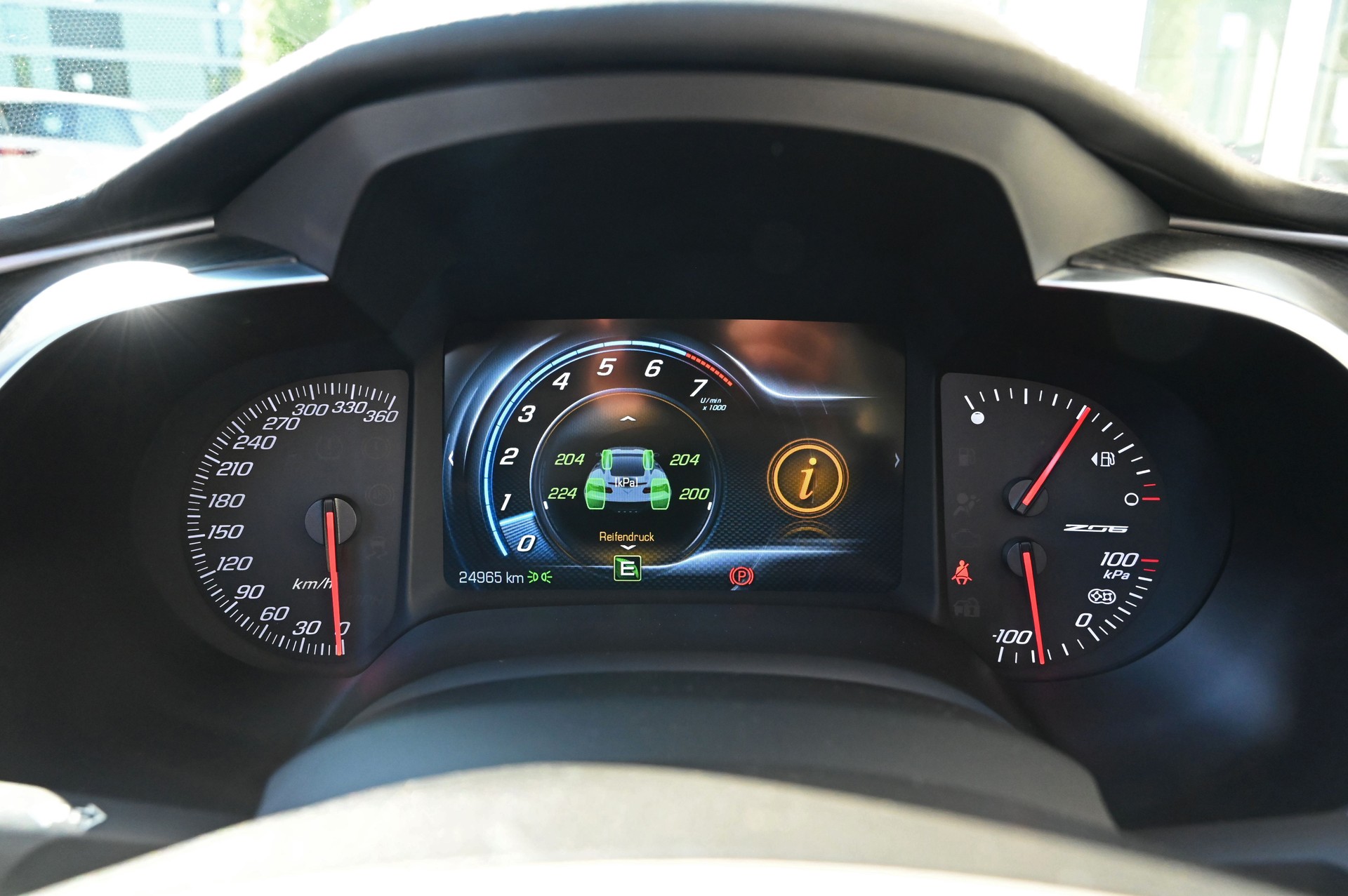 CHEVROLET Corvette Coupé Z06 3LZ-image-23