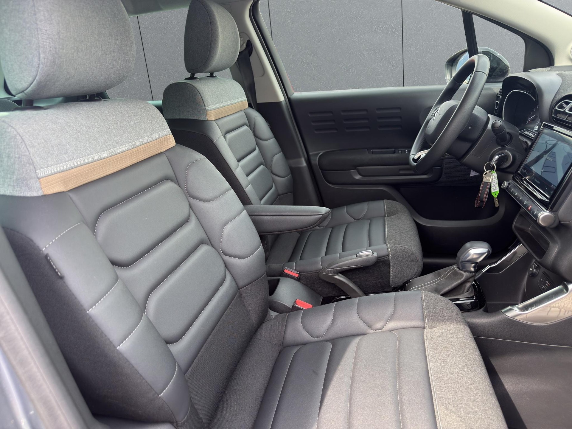 CITROEN C3 Aircross 1.2 PureTech 130 Swiss Edition-image-15