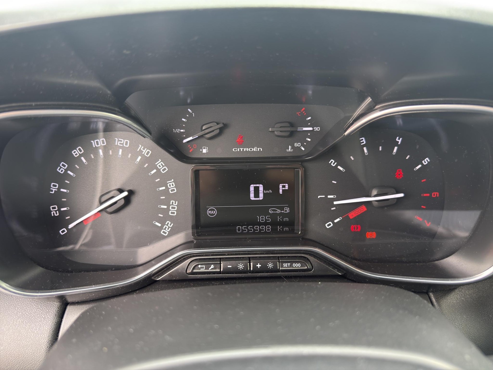CITROEN C3 Aircross 1.2 PureTech 130 Swiss Edition-image-10