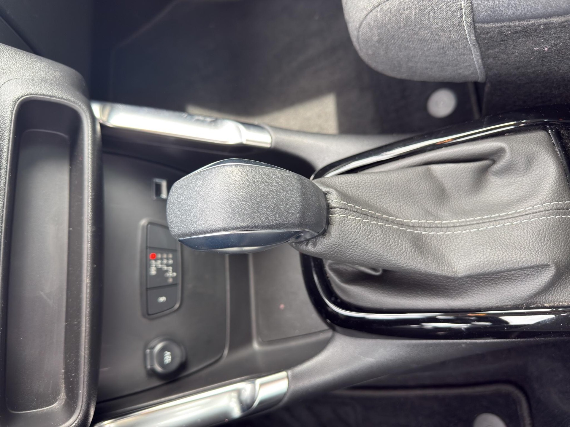 CITROEN C3 Aircross 1.2 PureTech 130 Swiss Edition-image-14