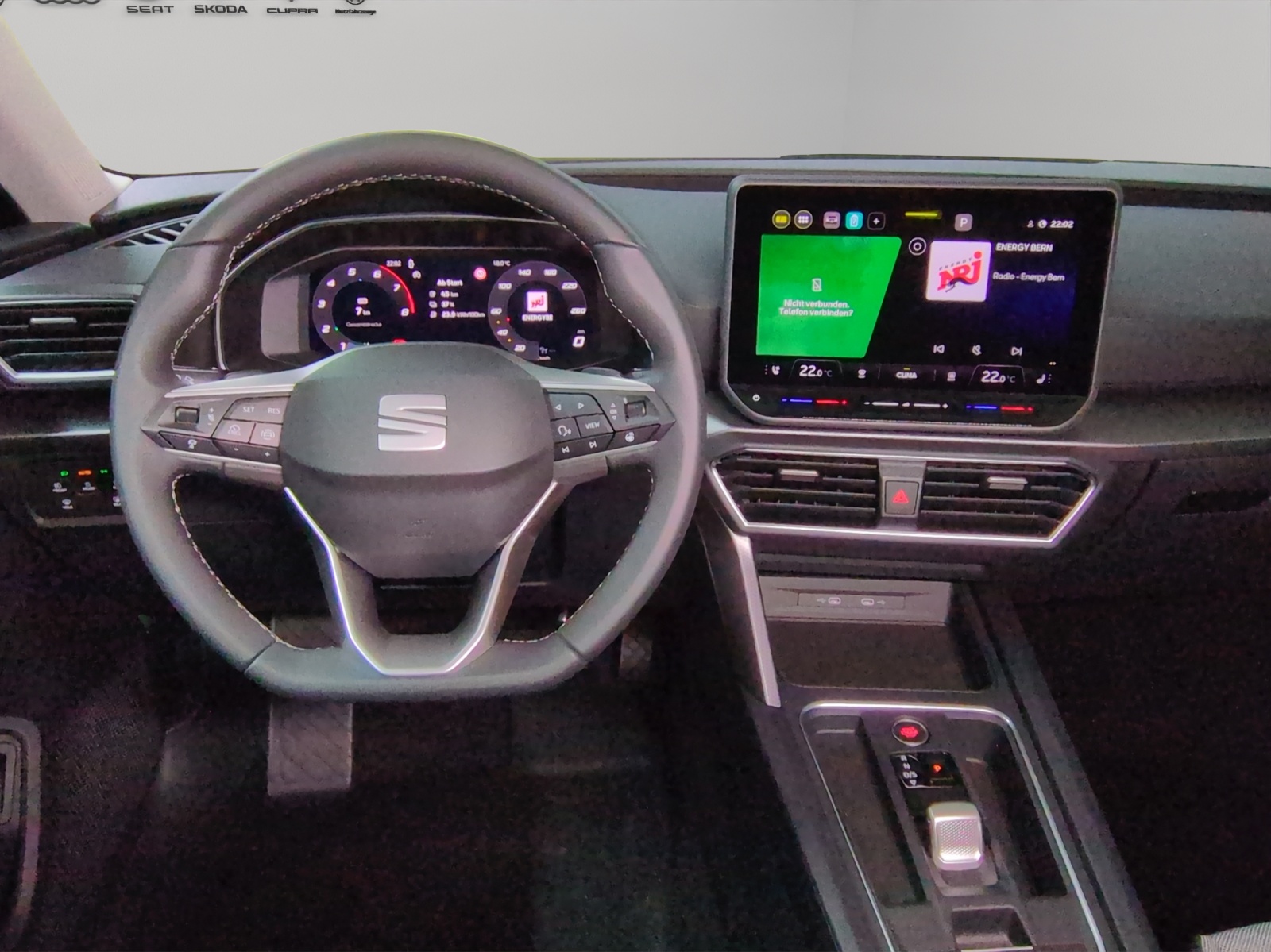SEAT Leon ST 1.5 eHybrid pHEV DSG Style-image-6