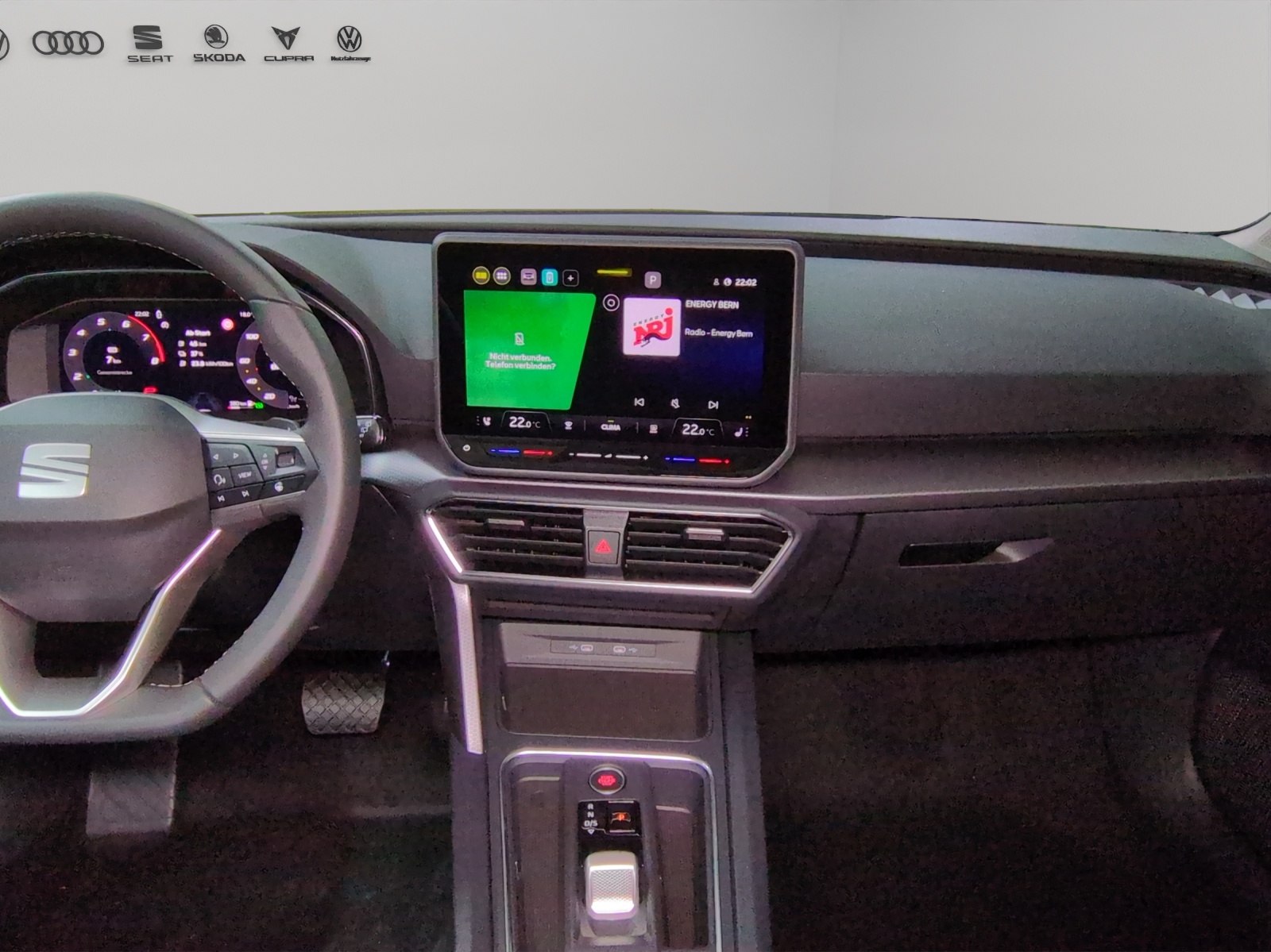 SEAT Leon ST 1.5 eHybrid pHEV DSG Style-image-7