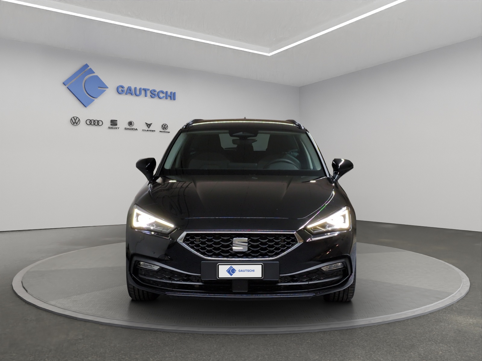 SEAT Leon ST 1.5 eHybrid pHEV DSG Style-image-4