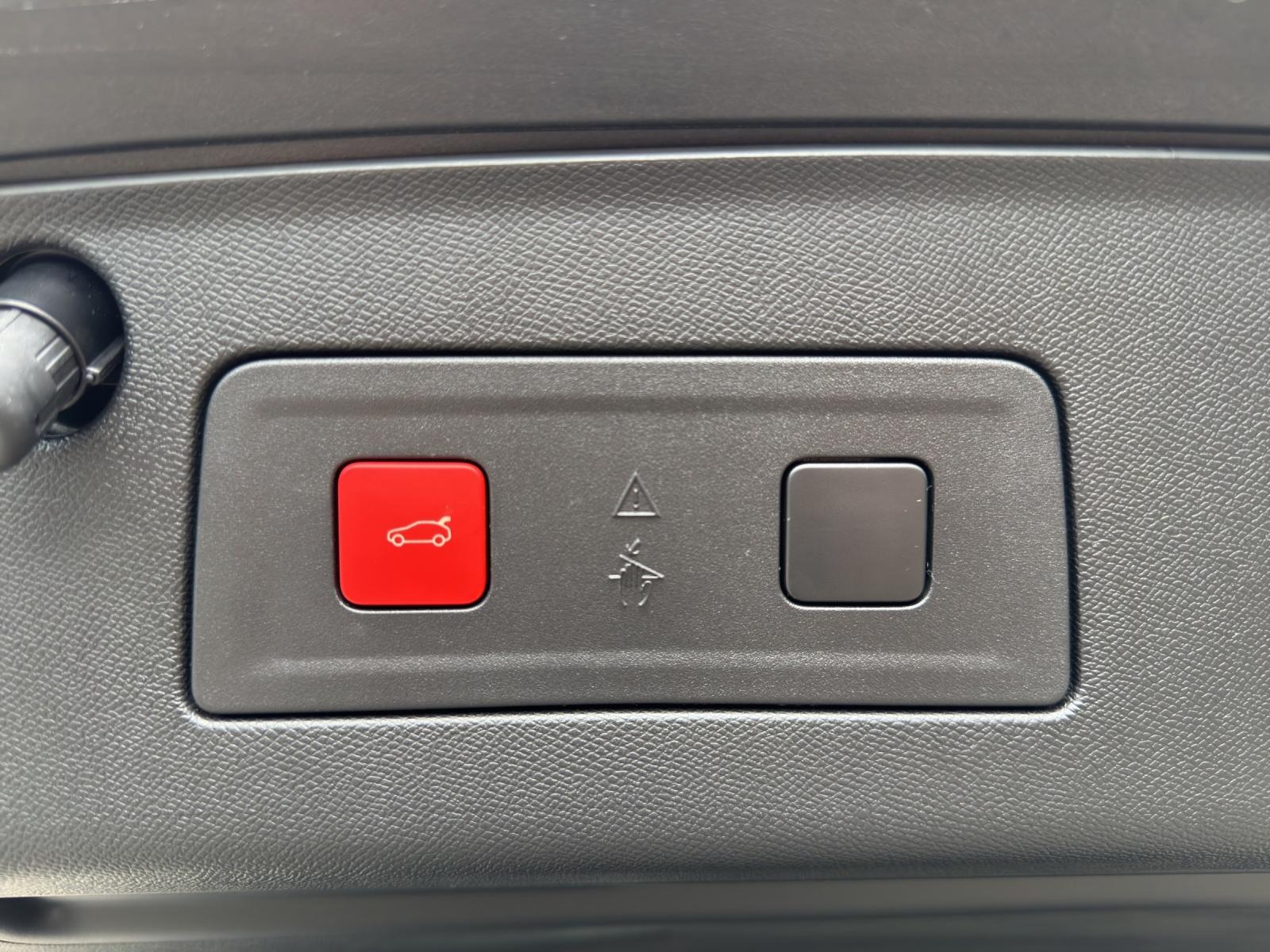 PEUGEOT 508 SW PSE 1.6 Plug-in Hybrid4-image-24