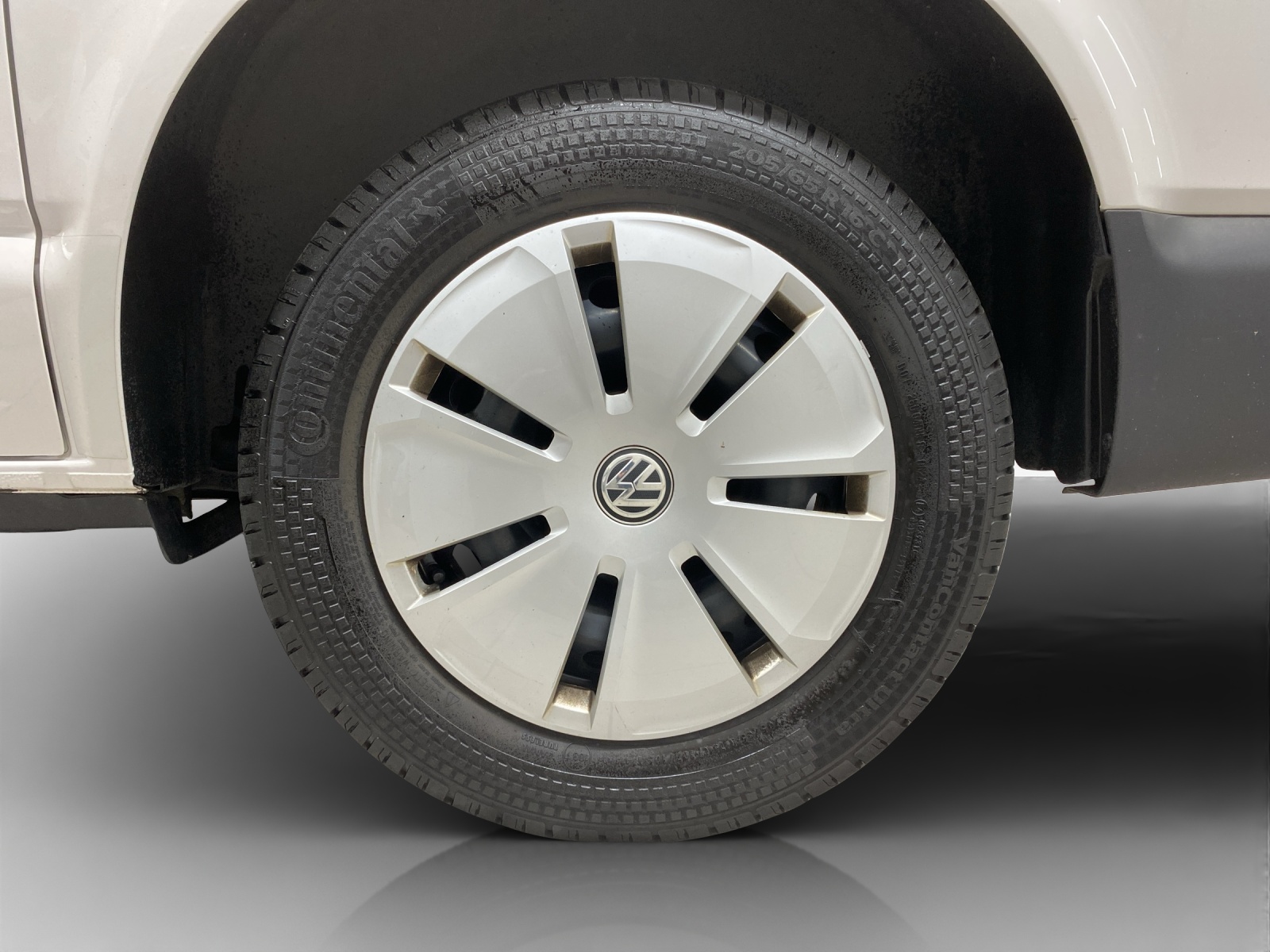 VW T6.1 2.0 TDI-image-15