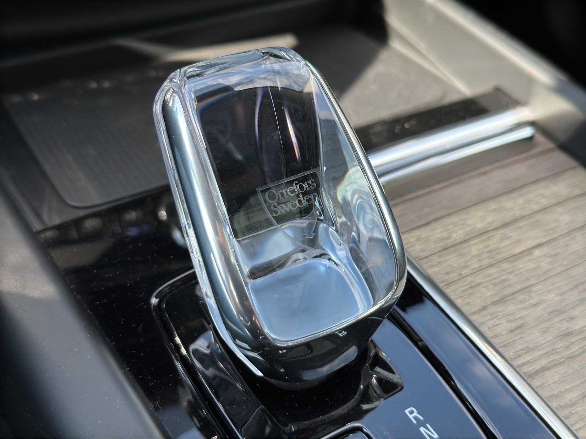 VOLVO XC60 B5 AWD Facelift Plus Dark Geartronic-image-18