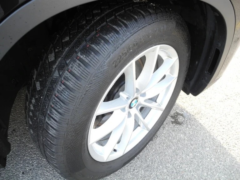 BMW X3 xDrive 20d Steptronic ** mit Voll-Leder Sitze ** Frisch ab MFK und Service **-image-11