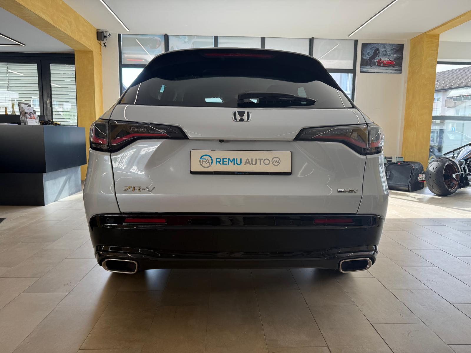 HONDA ZR-V 2.0i MMD Hybrid Sport Automatic-image-4