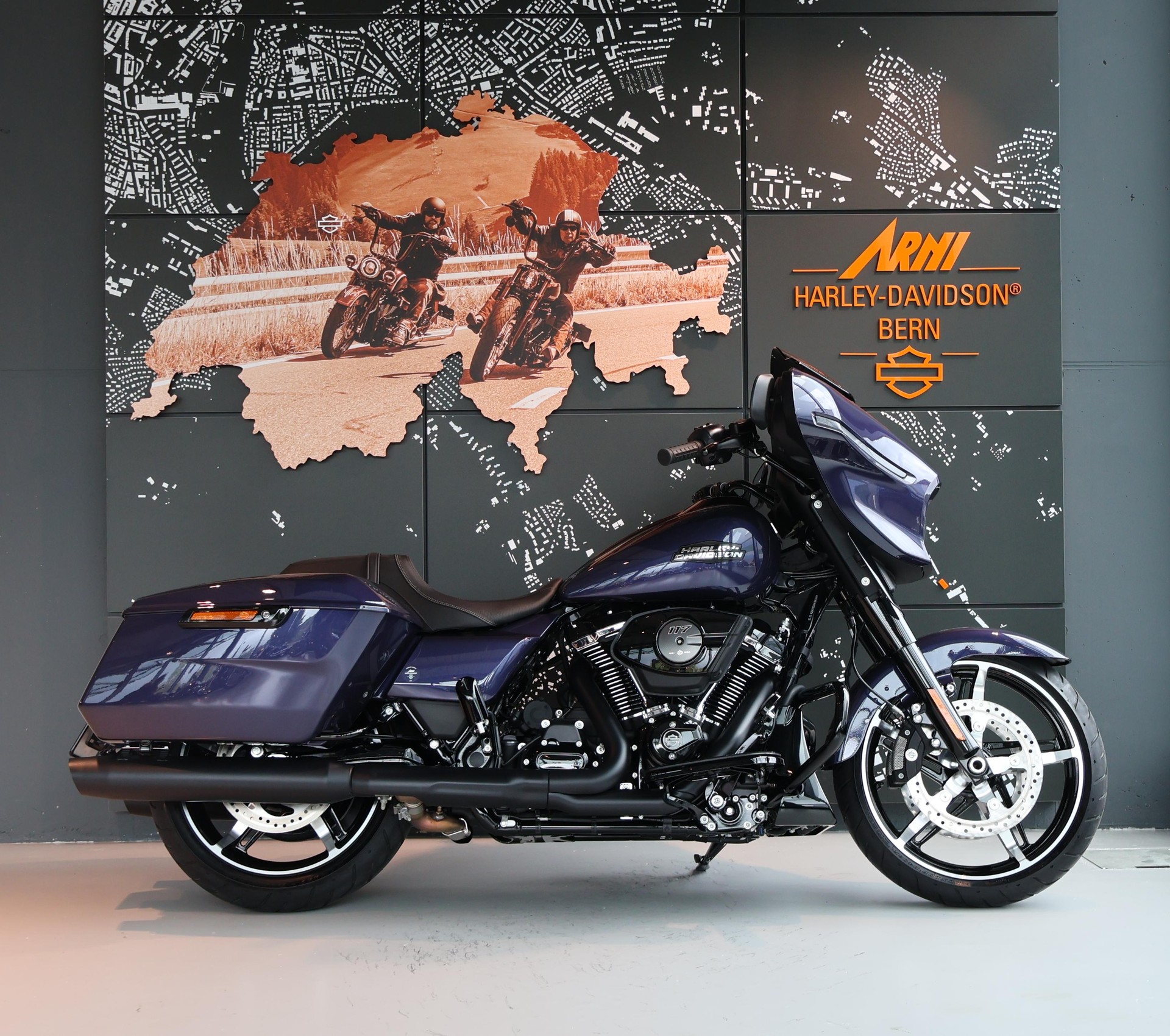 HARLEY-DAVIDSON FLHX Street Glide 117