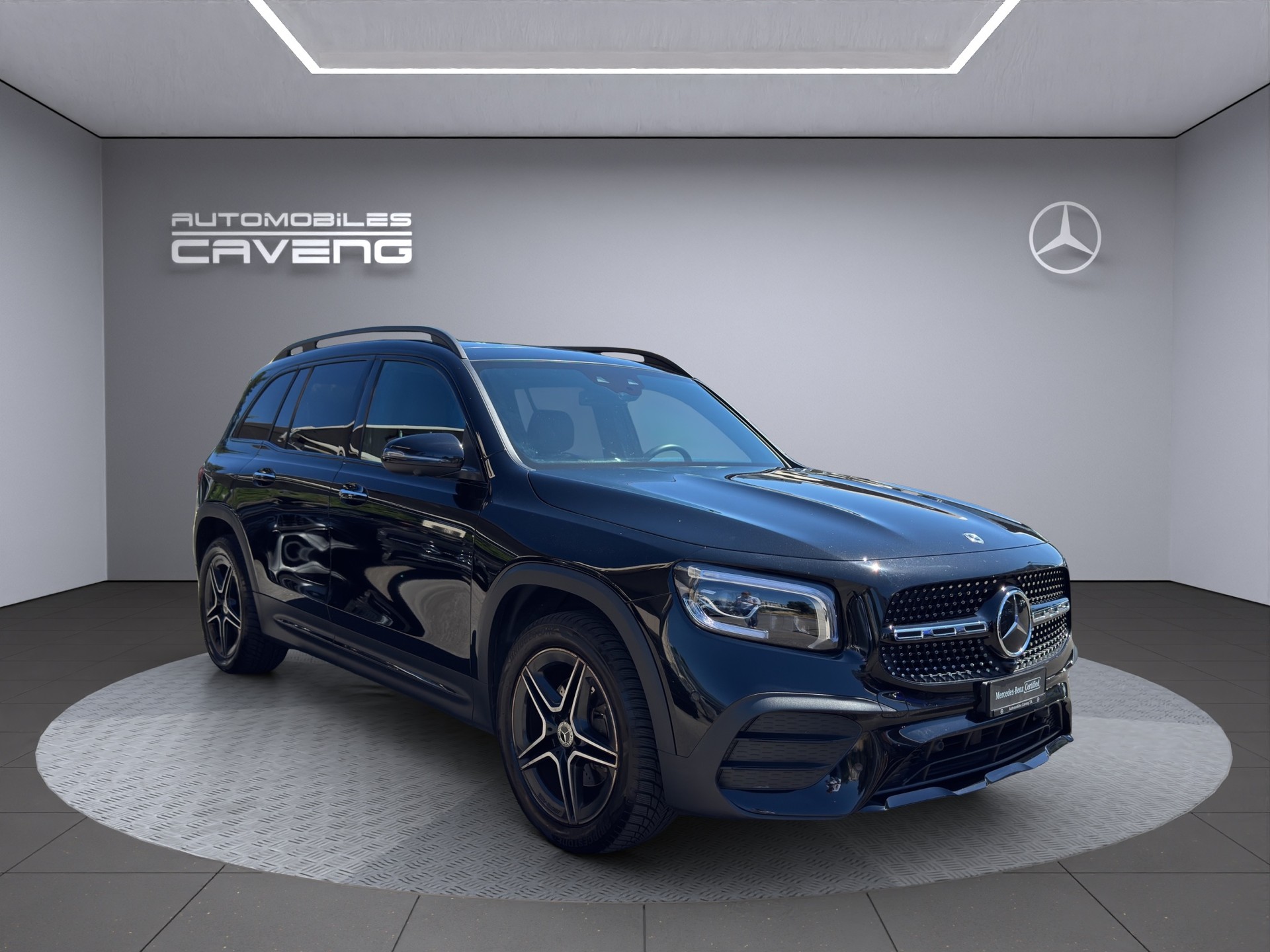 MERCEDES-BENZ GLB 200 AMG Line 7G-Tronic-image-6