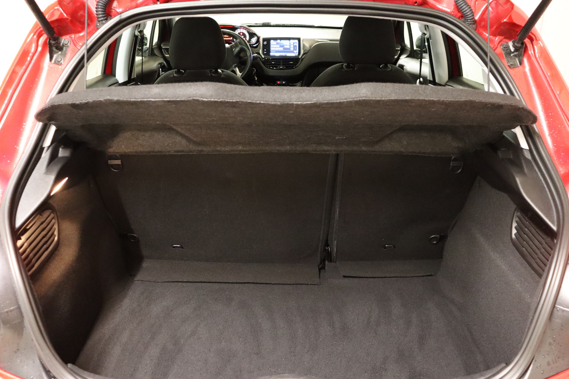 PEUGEOT 208 1.2 PureTech Allure-image-29