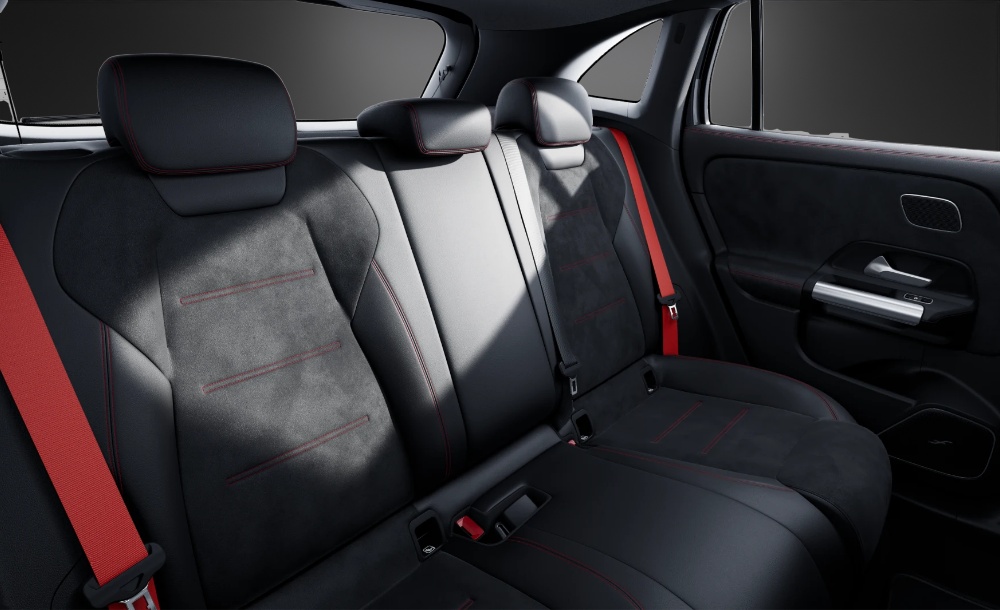 MERCEDES-BENZ GLA AMG 35 4Matic 8G-DCT-image-8