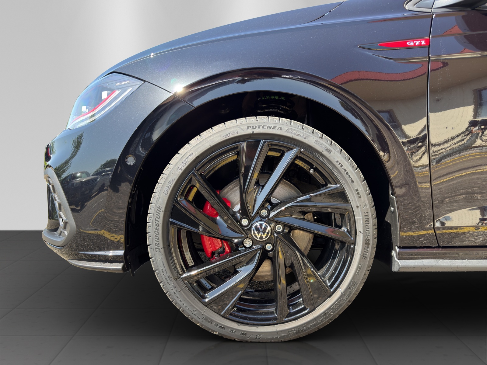 VW Polo 2.0 TSI GTI DSG-image-7