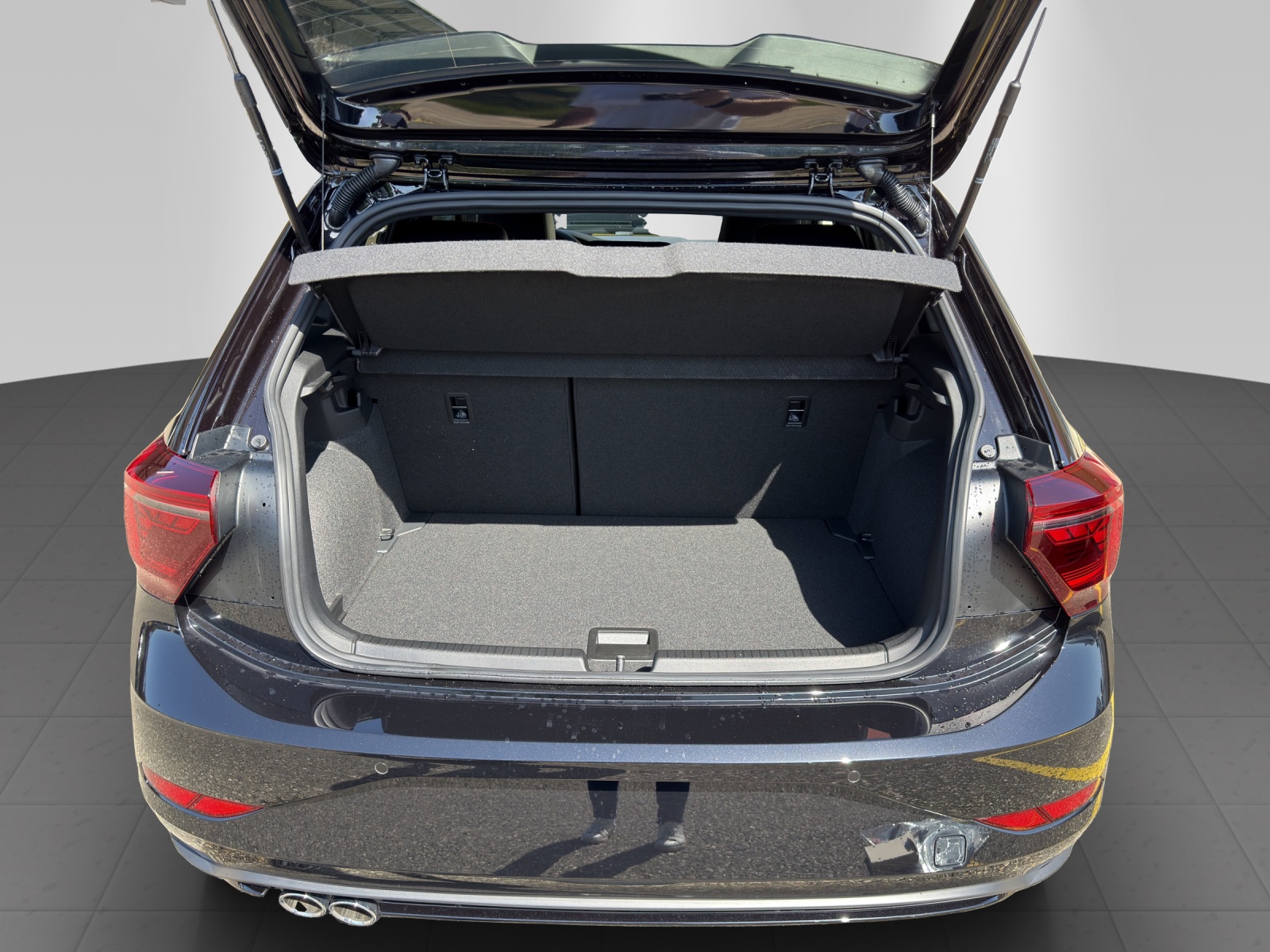 VW Polo 2.0 TSI GTI DSG-image-11