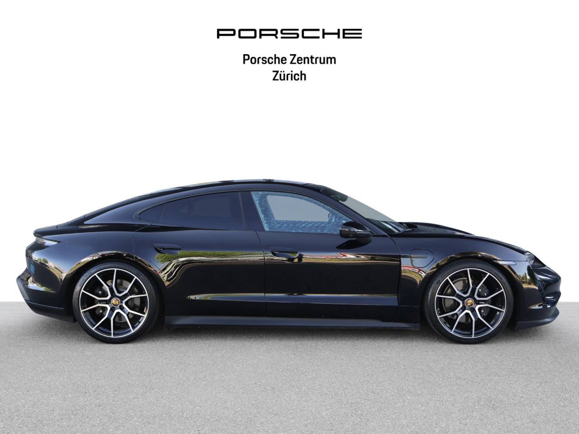 PORSCHE Taycan-image-6