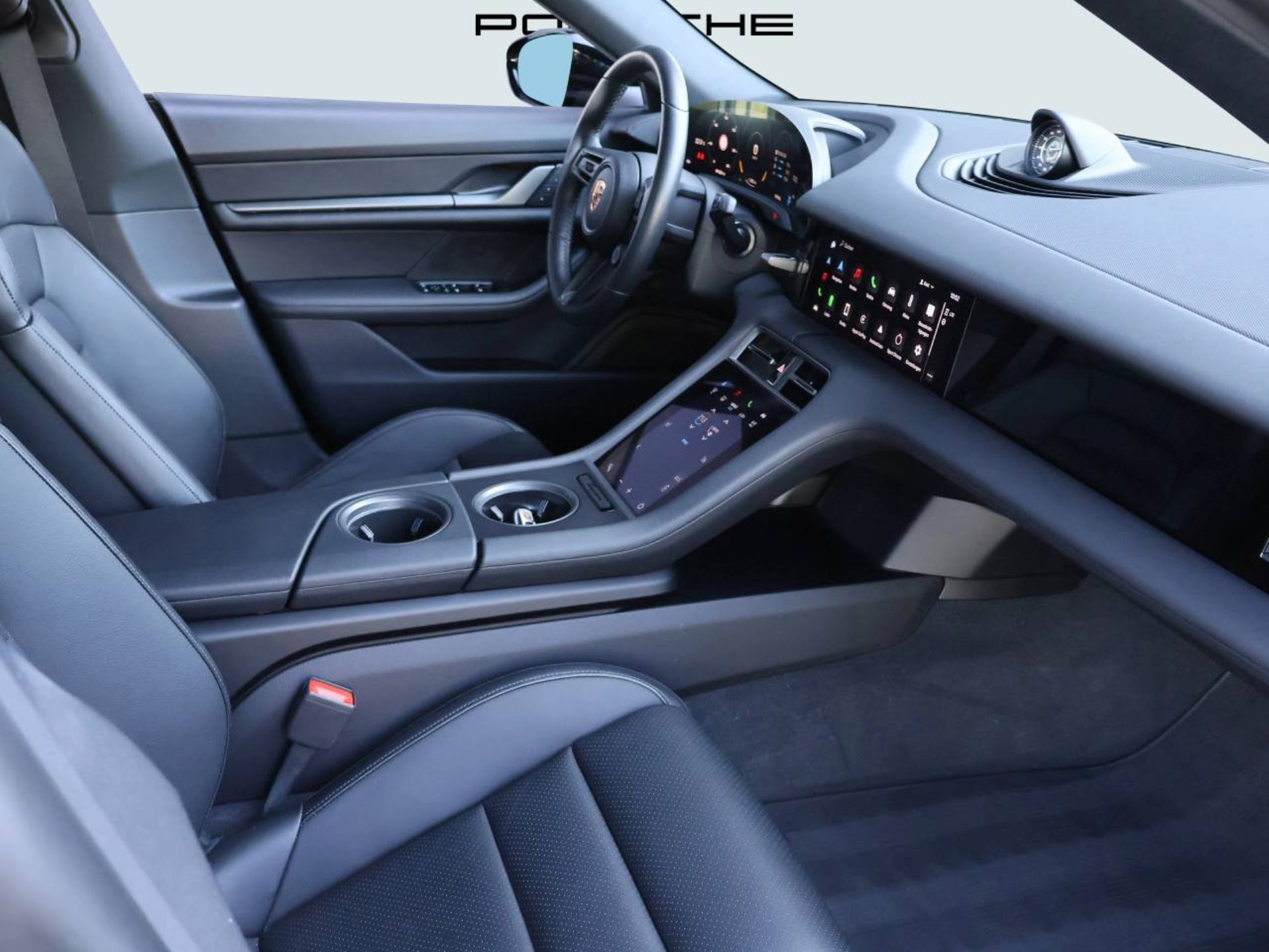 PORSCHE Taycan-image-13