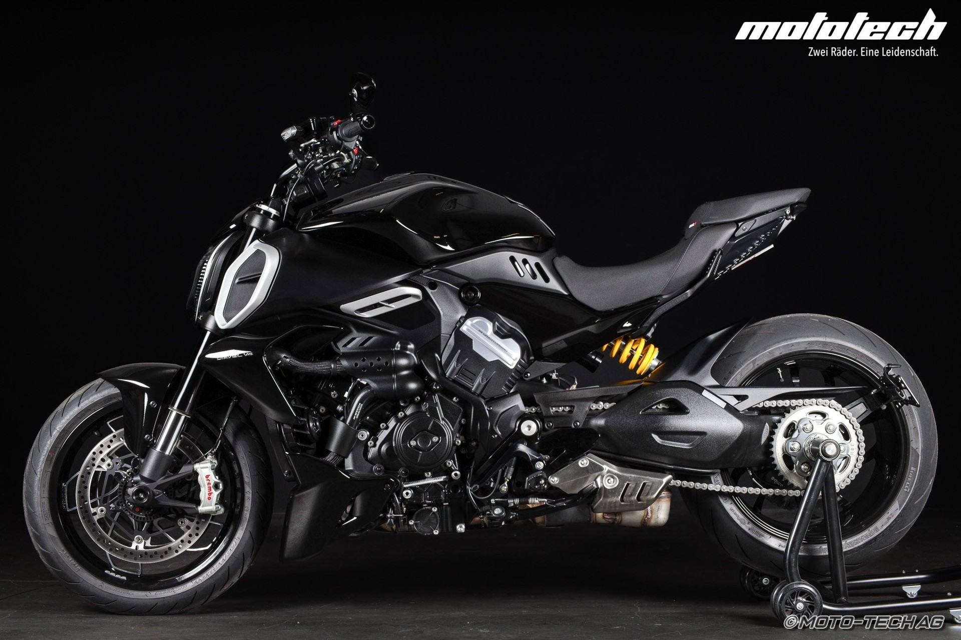 DUCATI Diavel V4-image-4