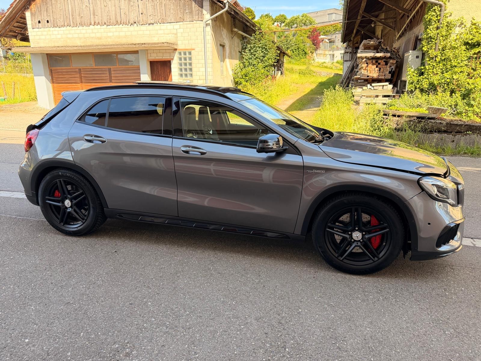 MERCEDES-BENZ GLA 45 AMG 4Matic 7G-DCT-image-1