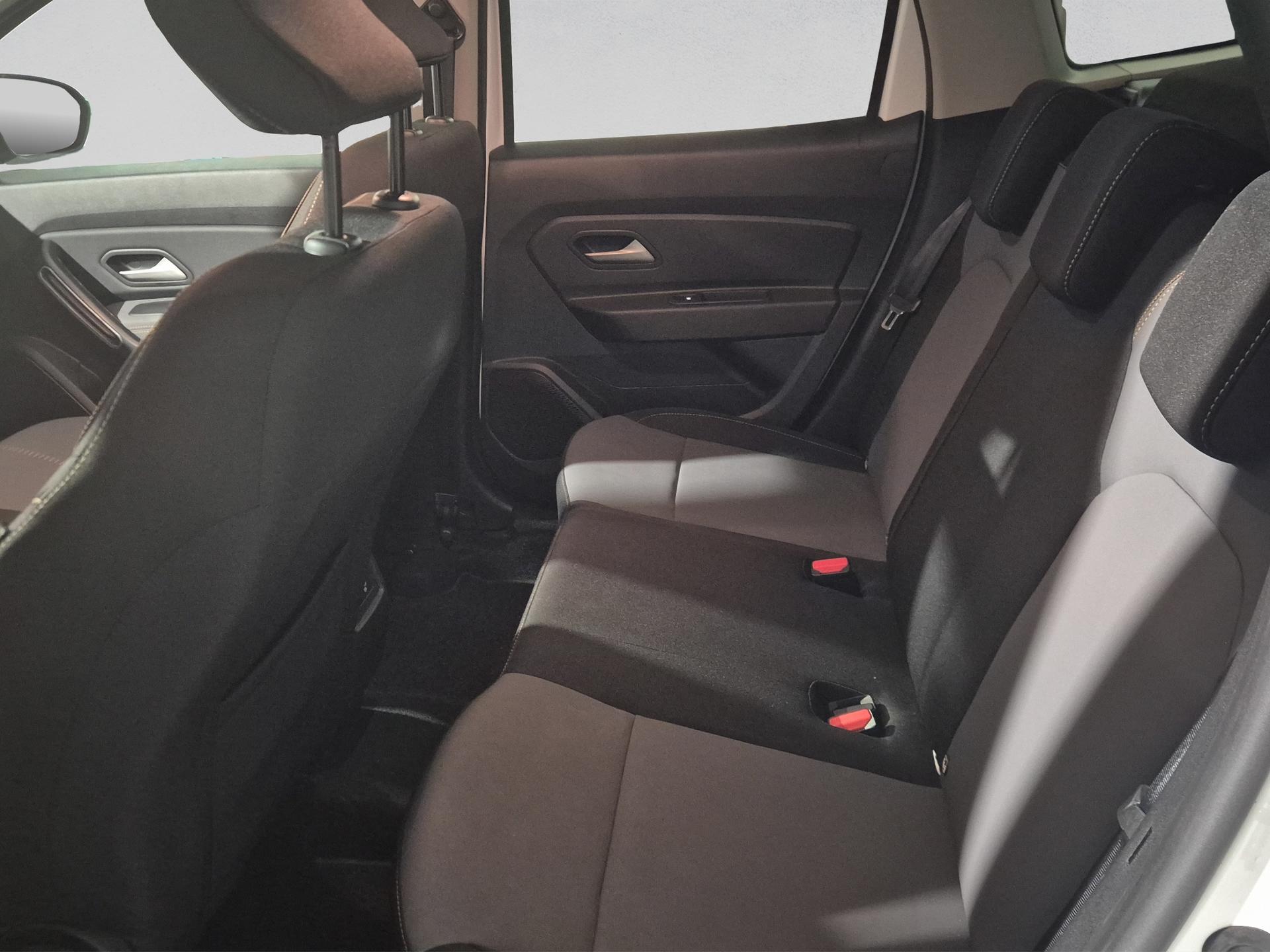 DACIA Duster TCe 150 Extreme EDC 4x2-image-14