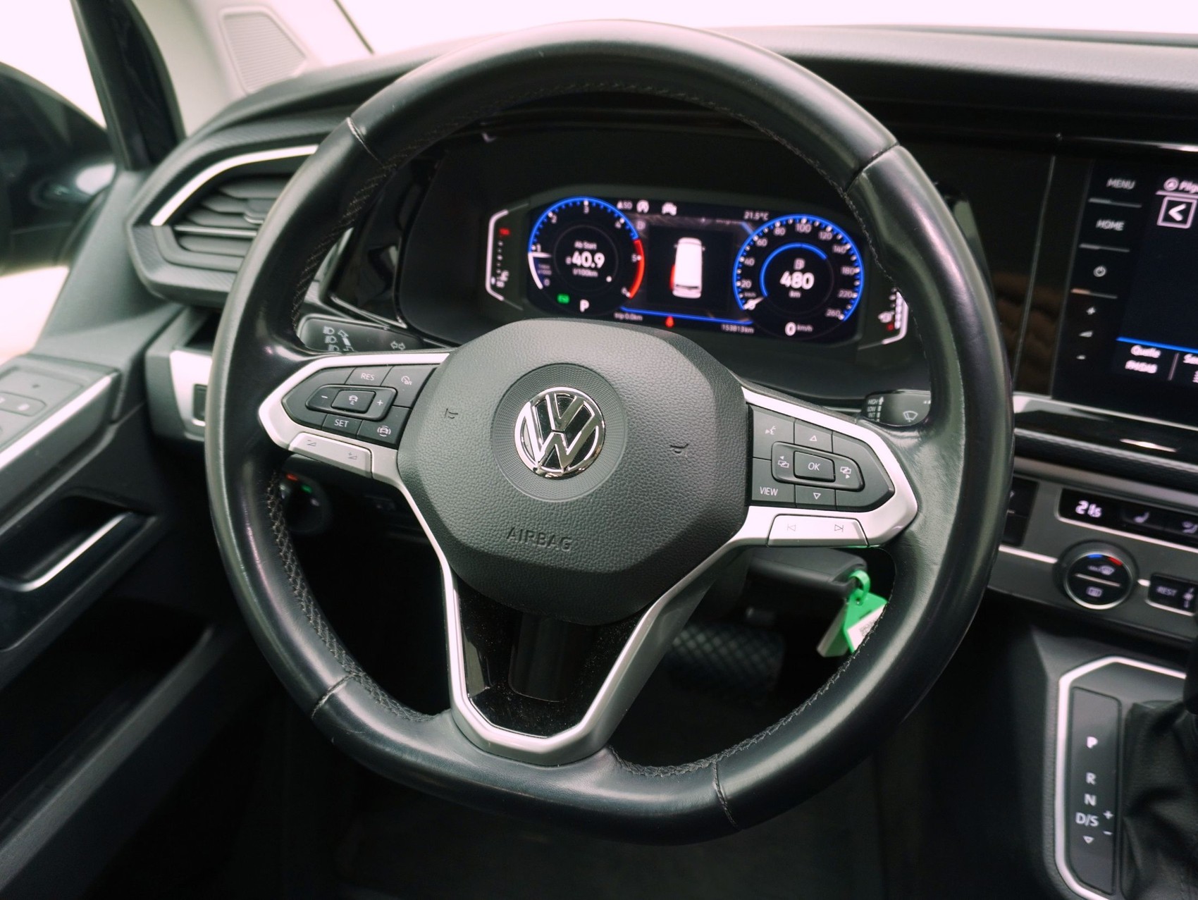 VW T6.1 Multivan 3400 2.0 TDI DSG Comfortline 4Motion-image-12