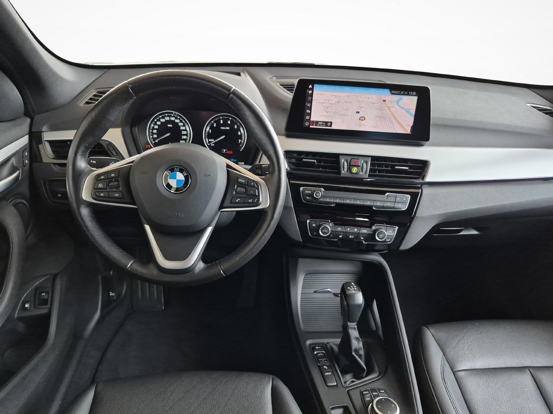BMW X1 25e xDrive-image-9