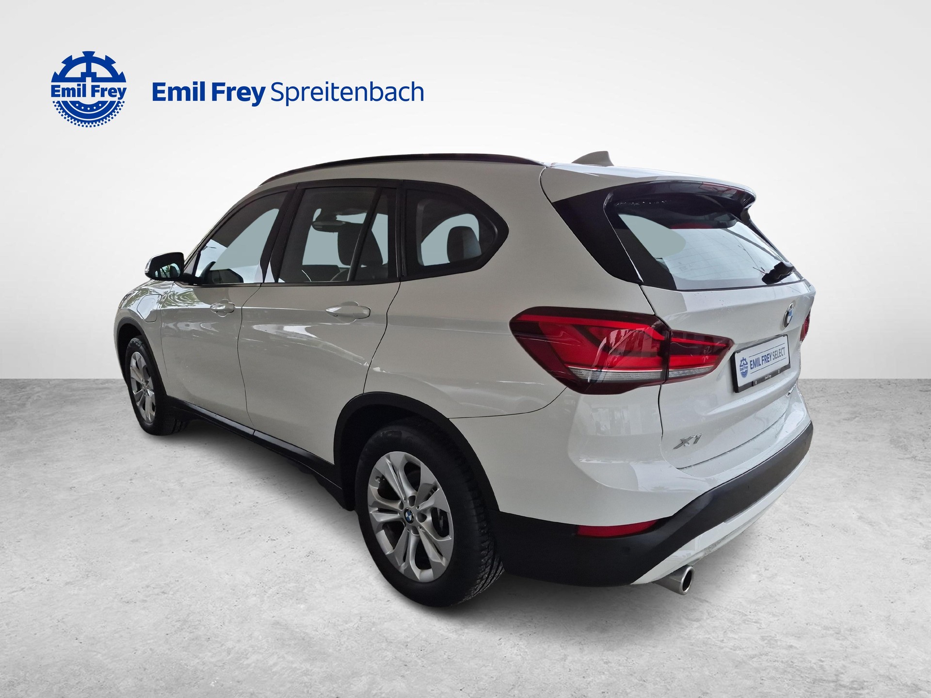 BMW X1 25e xDrive / Jetzt mit attraktivem 1.99% Leasing-image-3