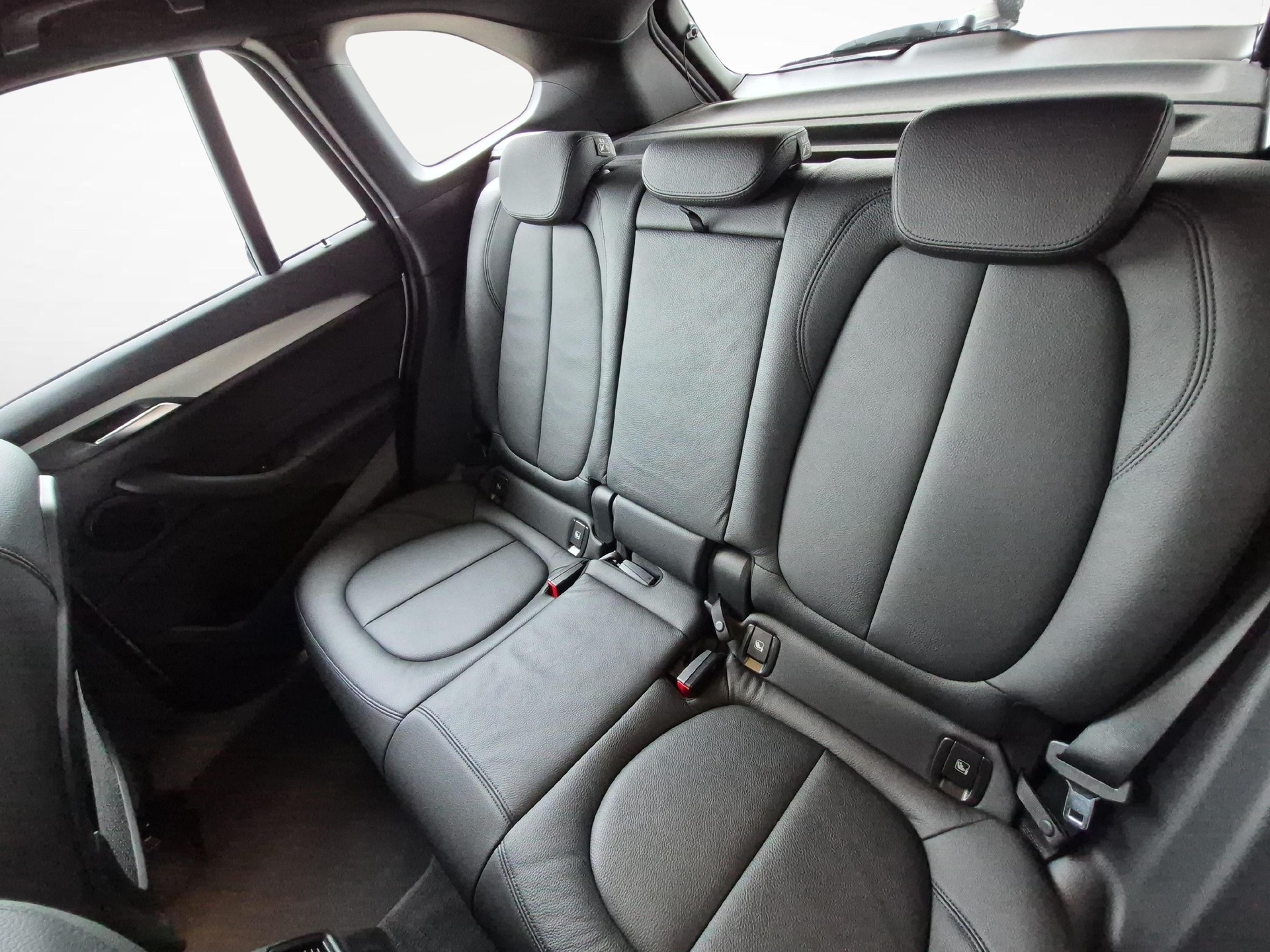 BMW X1 25e xDrive-image-11