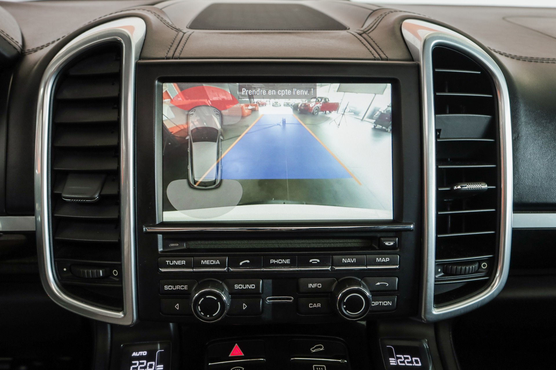 PORSCHE Cayenne S-image-17