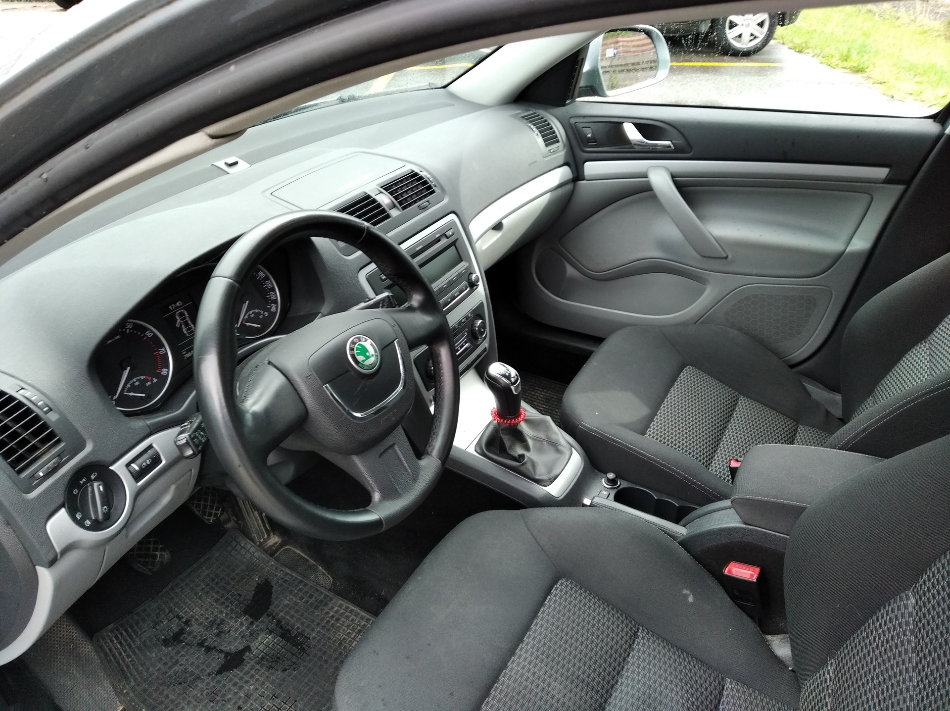 SKODA Octavia Combi 1.8 TSI Twenty 4x4-image-7