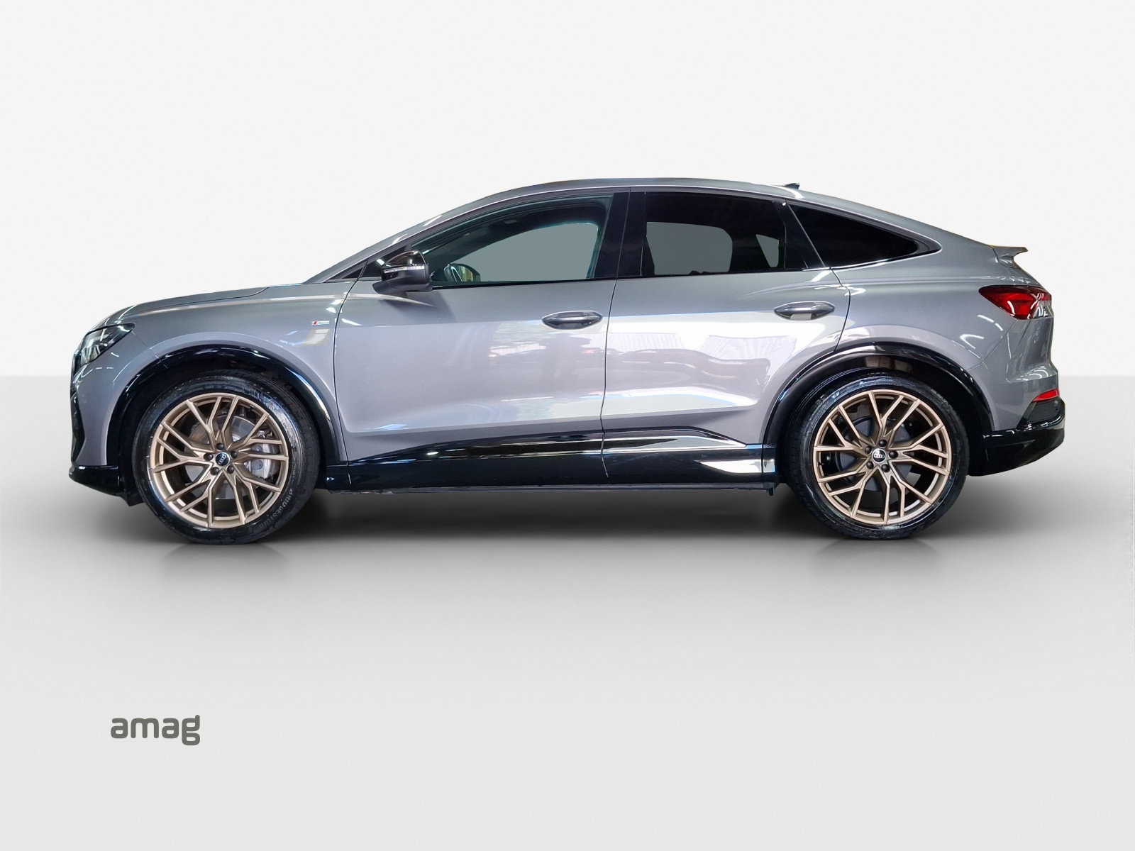 AUDI Q4 Sportback e-tron 50 quattro-image-1