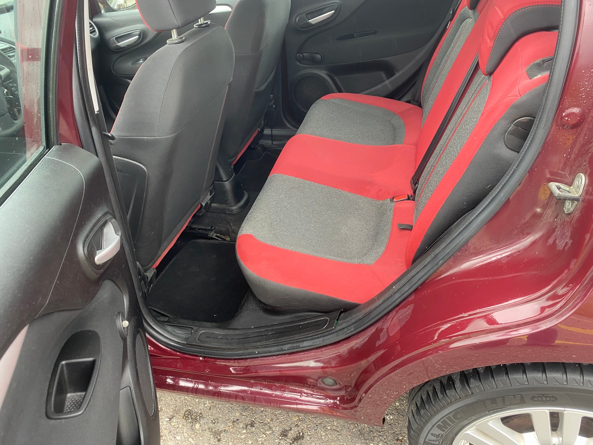FIAT Punto 1.3 JTD Easy-image-8