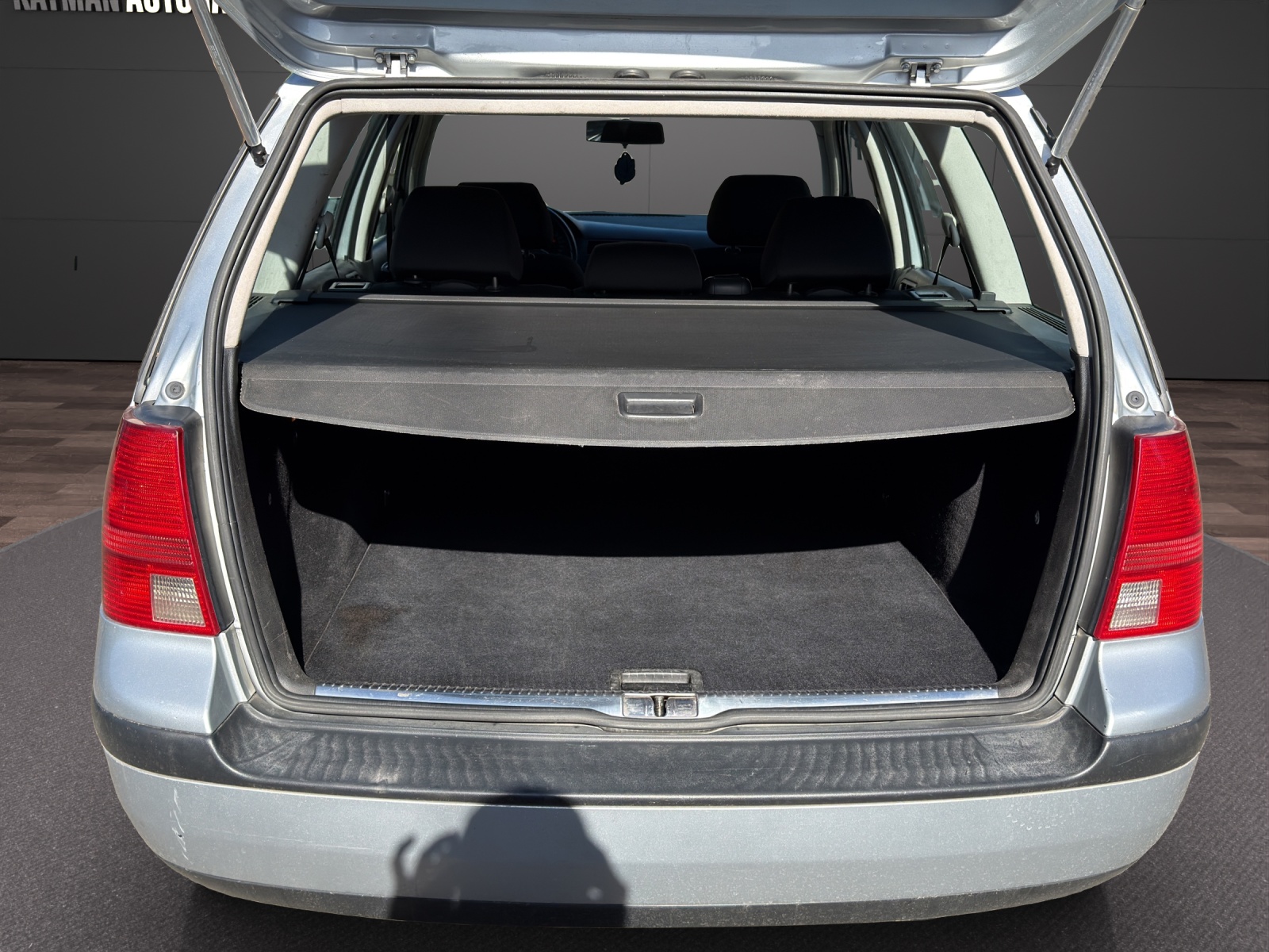 VW Bora Variant 1.9 TDI PD Highline Diesel, Viel Platz & Top Preis!-image-5