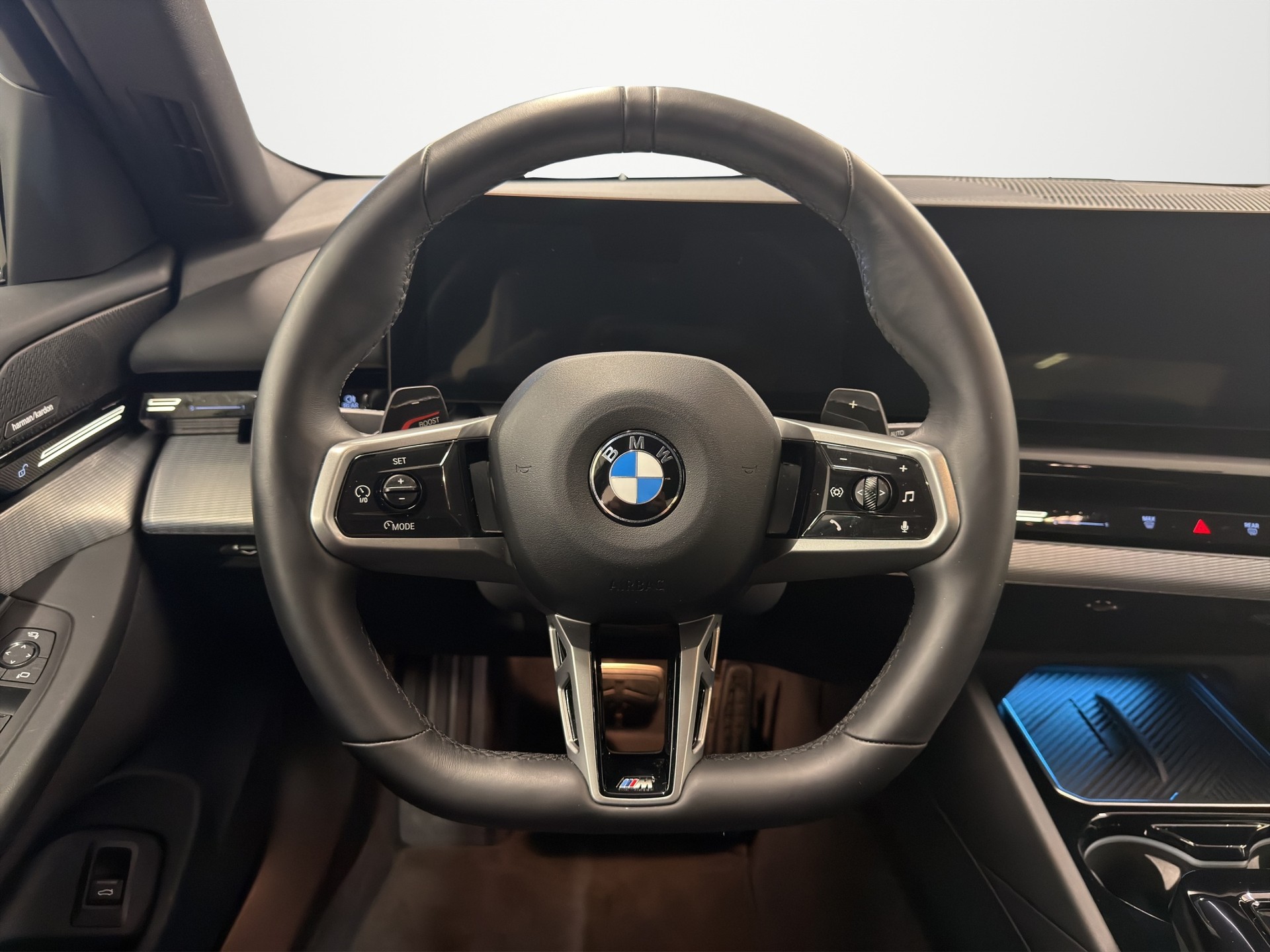 BMW 520d 48V M Sport Steptronic-image-9