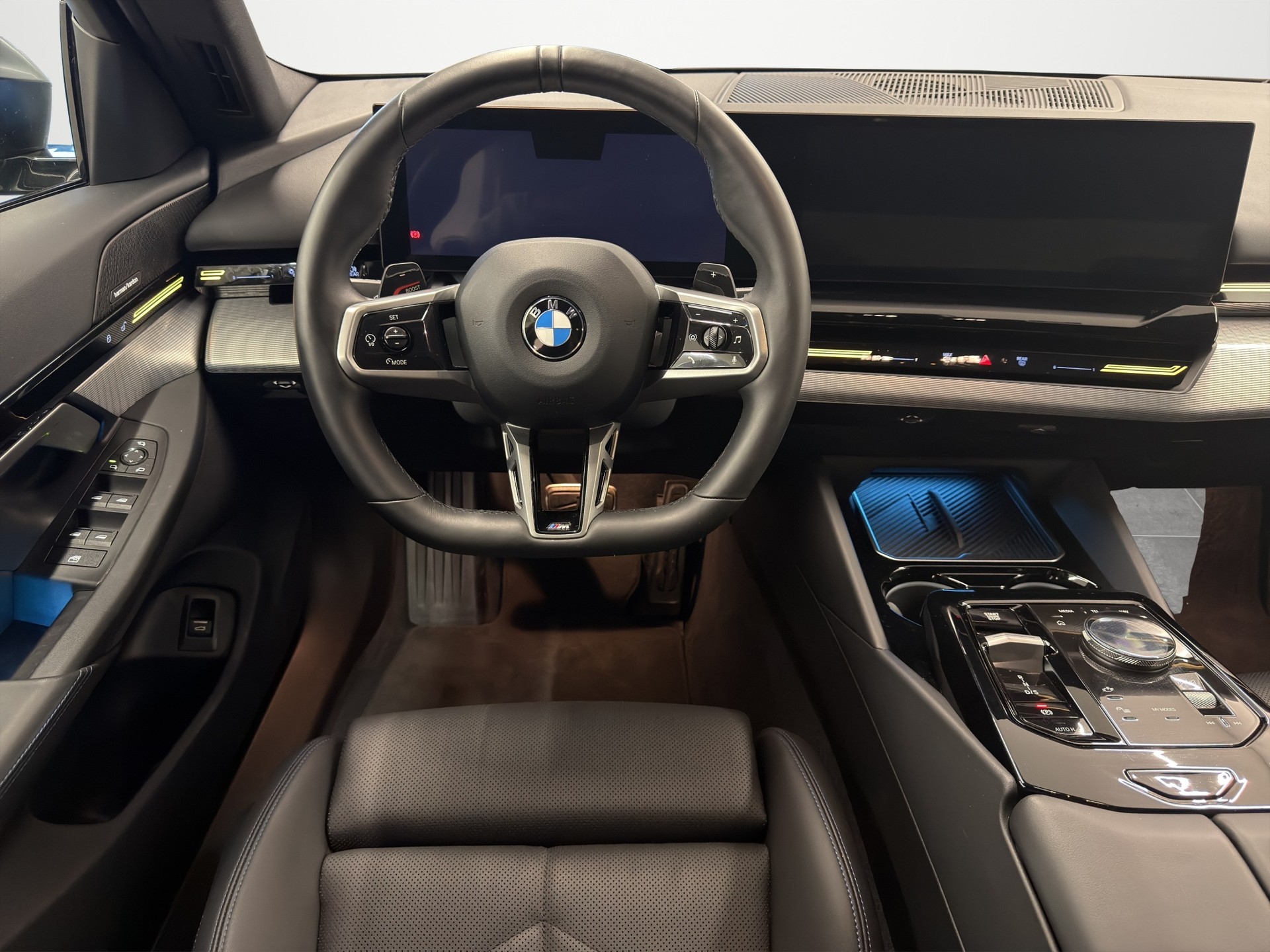 BMW 520d 48V M Sport Steptronic-image-10