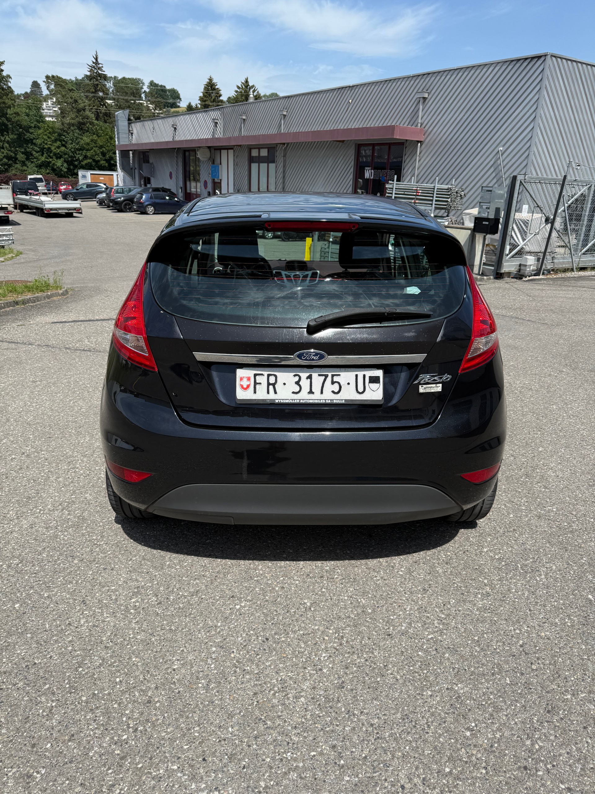FORD Fiesta 1.4 16V Titanium-image-4