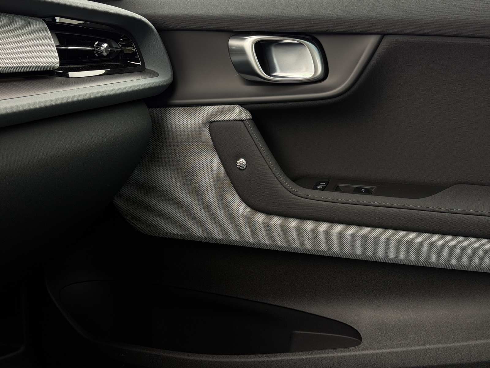POLESTAR 2 Long Range Dual Motor-image-13