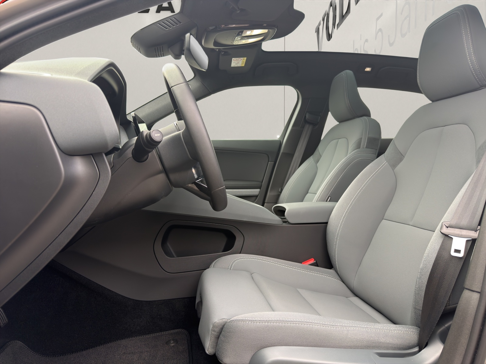 POLESTAR 2 Long Range Dual Motor-image-8