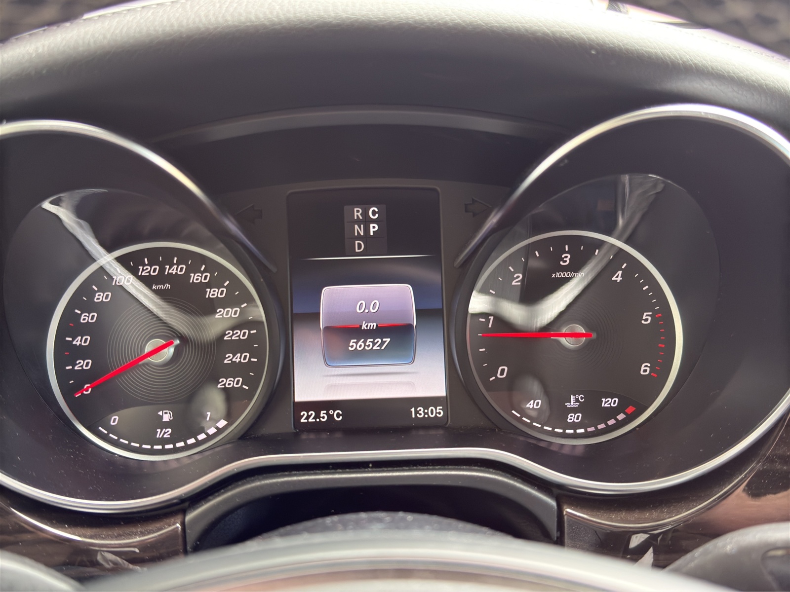 MERCEDES-BENZ V 300 d lang Swiss Edition 4Matic 9G-Tronic-image-9