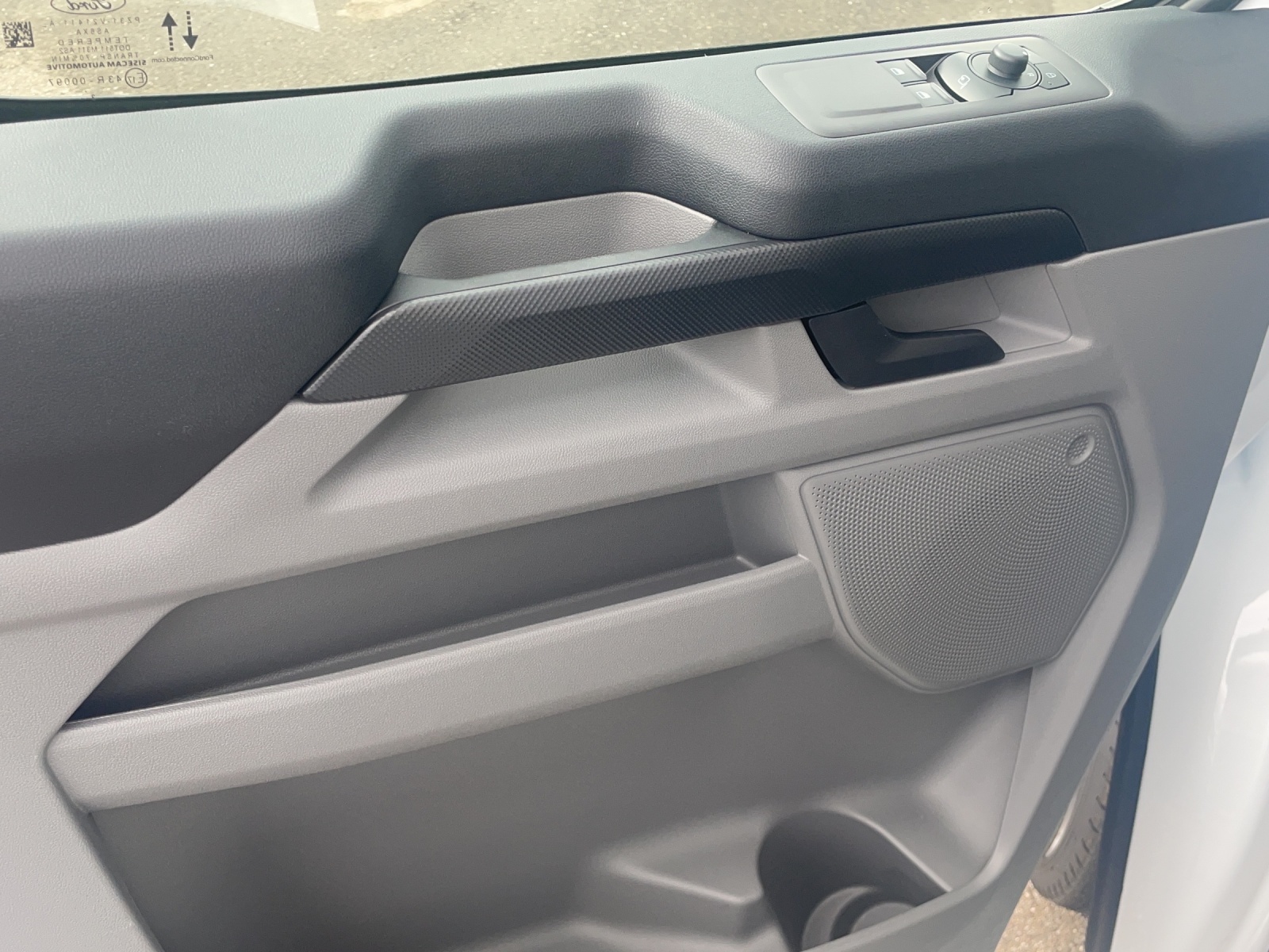 FORD Transit C Van 300 L1 2.0 EcoBlue 136 Trend-image-10