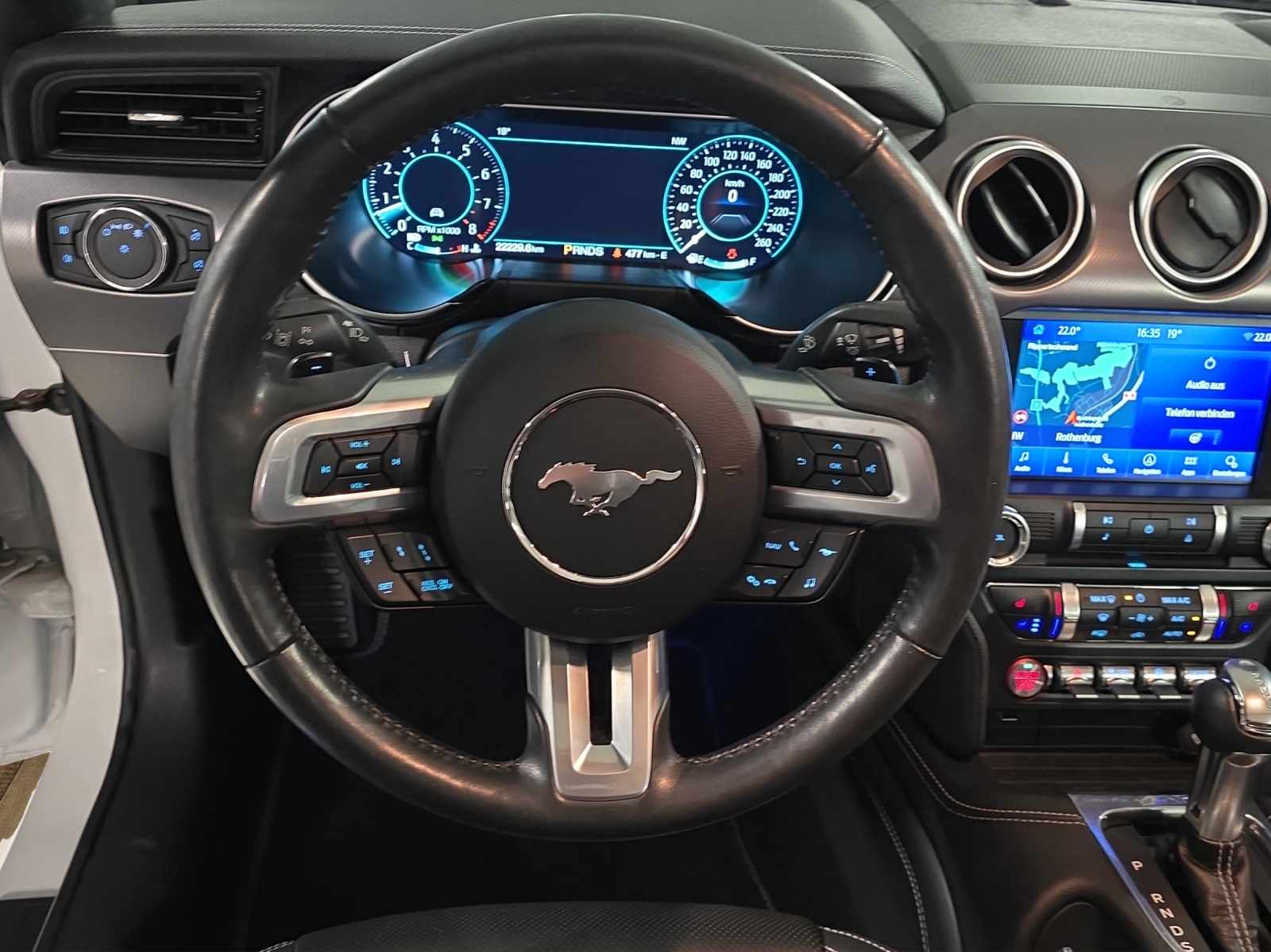 FORD Mustang Convertible 5.0 V8 GT Automat-image-10