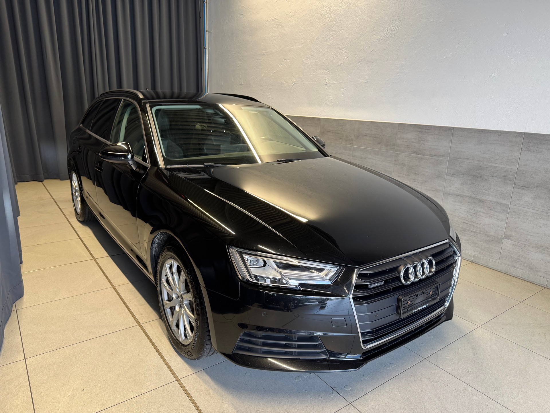 AUDI A4 Avant 40 TDI Sport Attraction quattro S-tronic (19)