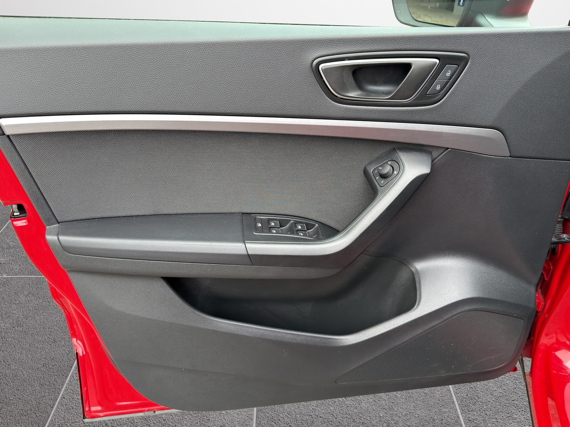 SEAT Ateca 1.5 TSI "HOLA" FR DSG-image-9