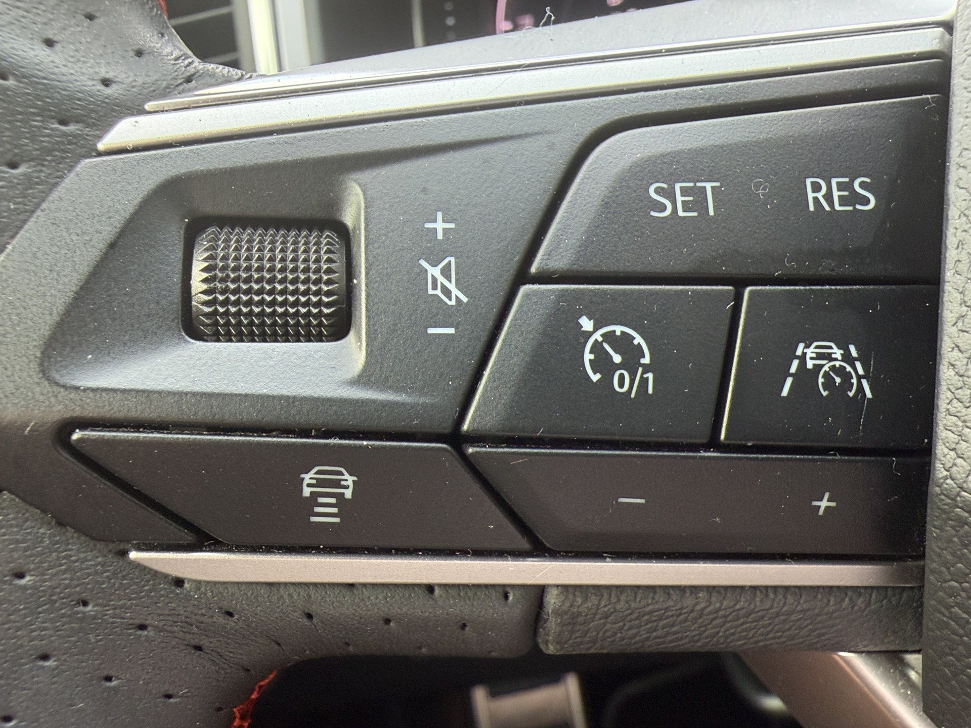SEAT Ateca 1.5 TSI "HOLA" FR DSG-image-18