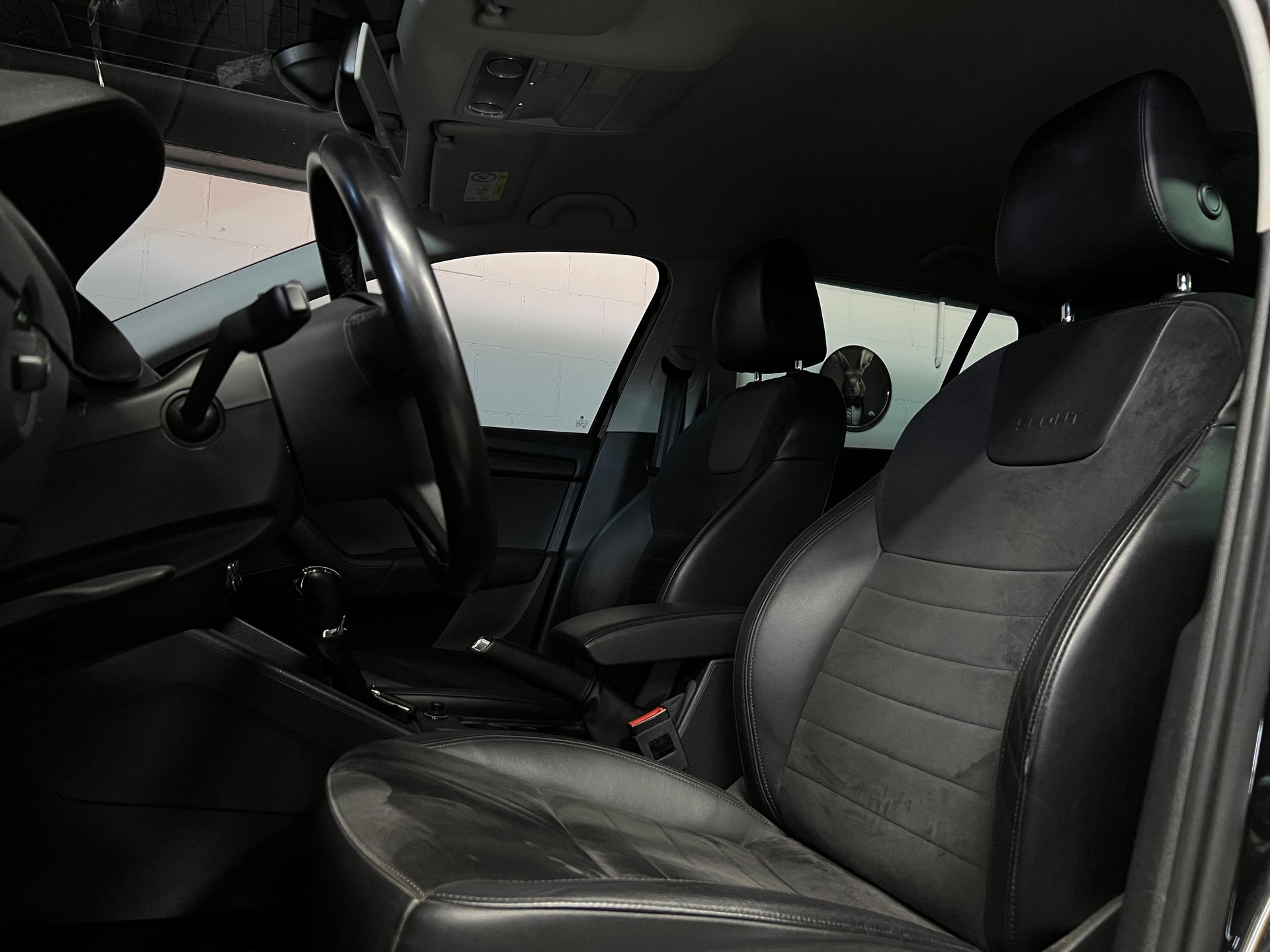 SKODA Octavia Combi 1.8 TSI Scout 4x4 DSG-image-7
