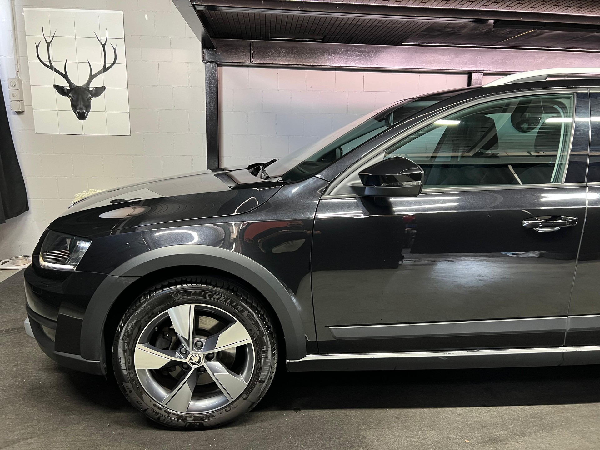 SKODA Octavia Combi 1.8 TSI Scout 4x4 DSG-image-5