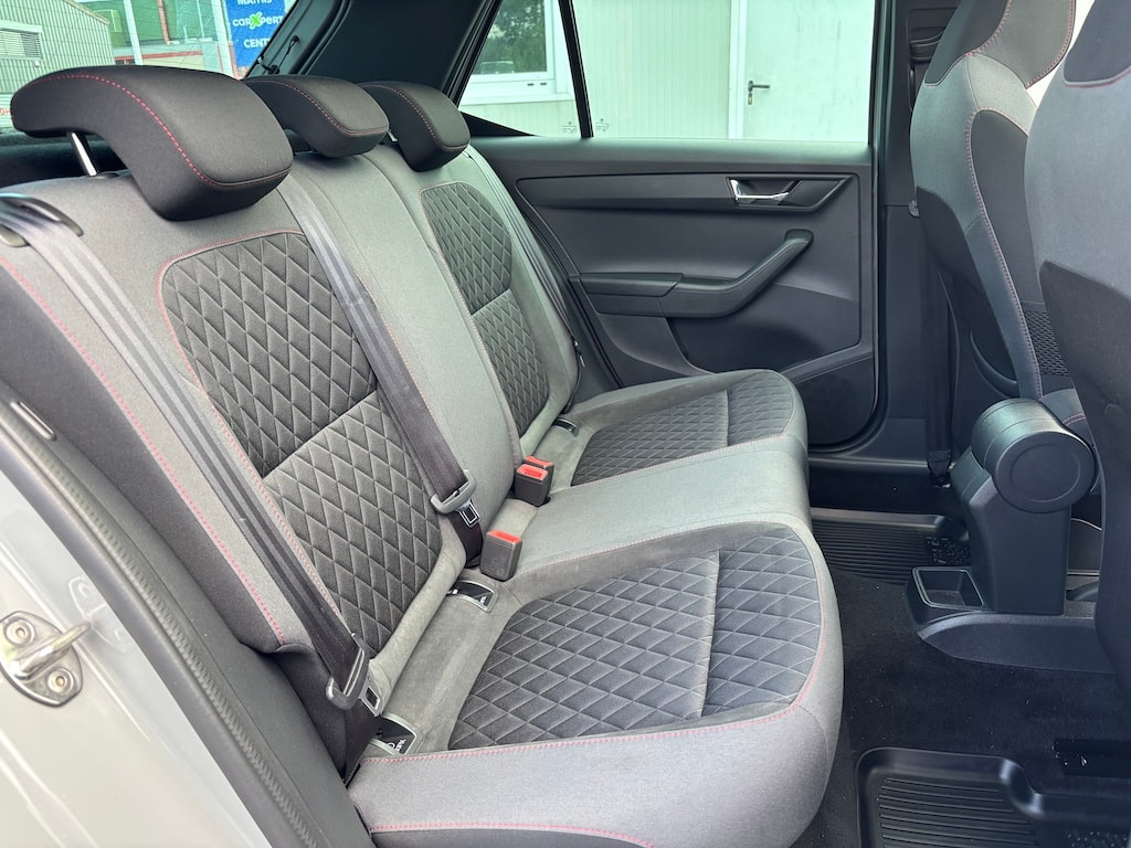SKODA Fabia 1.0 TSI Monte Carlo DSG-image-16